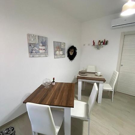Bed And Breakfast Il Limone San Pasquale Exteriör bild