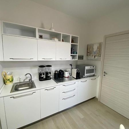 Bed And Breakfast Il Limone San Pasquale Exteriör bild