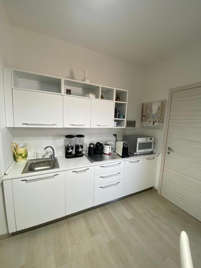 Bed And Breakfast Il Limone San Pasquale Exteriör bild