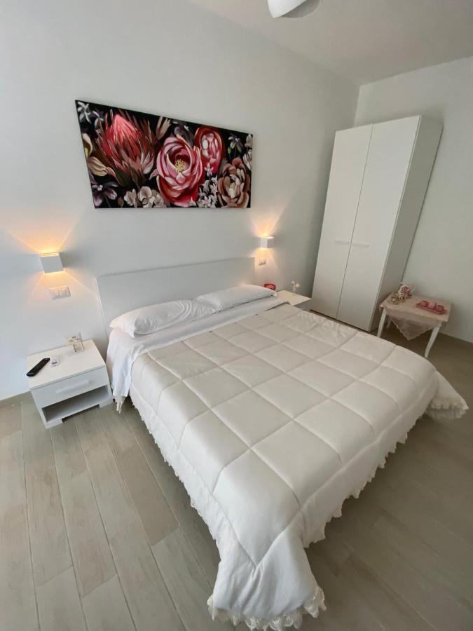 Bed And Breakfast Il Limone San Pasquale Exteriör bild