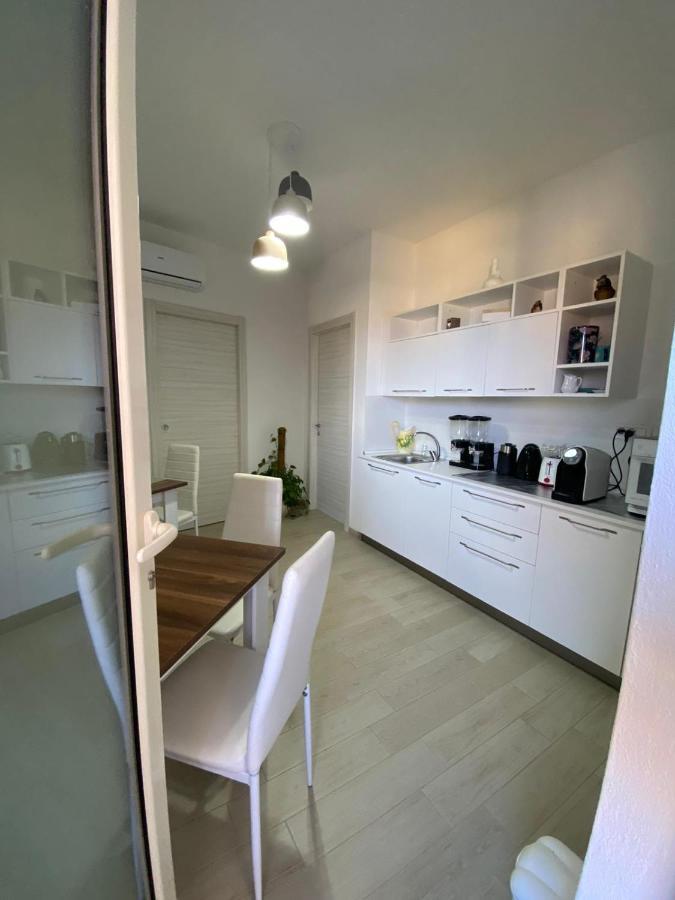 Bed And Breakfast Il Limone San Pasquale Exteriör bild