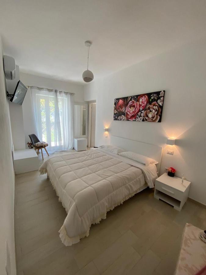 Bed And Breakfast Il Limone San Pasquale Exteriör bild
